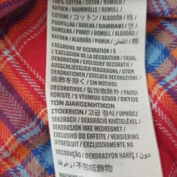 Hollister Women's Plaid Button Down Shirt - Picture 7 of 7